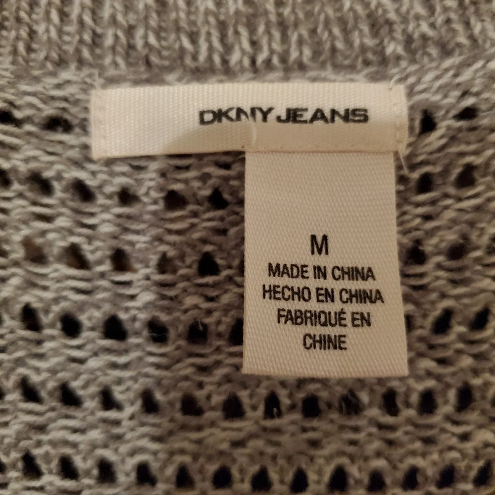 DKNY Jeans Women's V-neck Button-down Cardigan - Picture 8 of 8